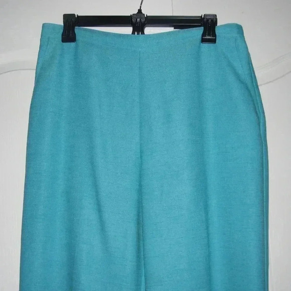 ALFRED DUNNER Pull-On Back Elastic Waist Green Comfort Pants Size 12 - Picture 2 of 5